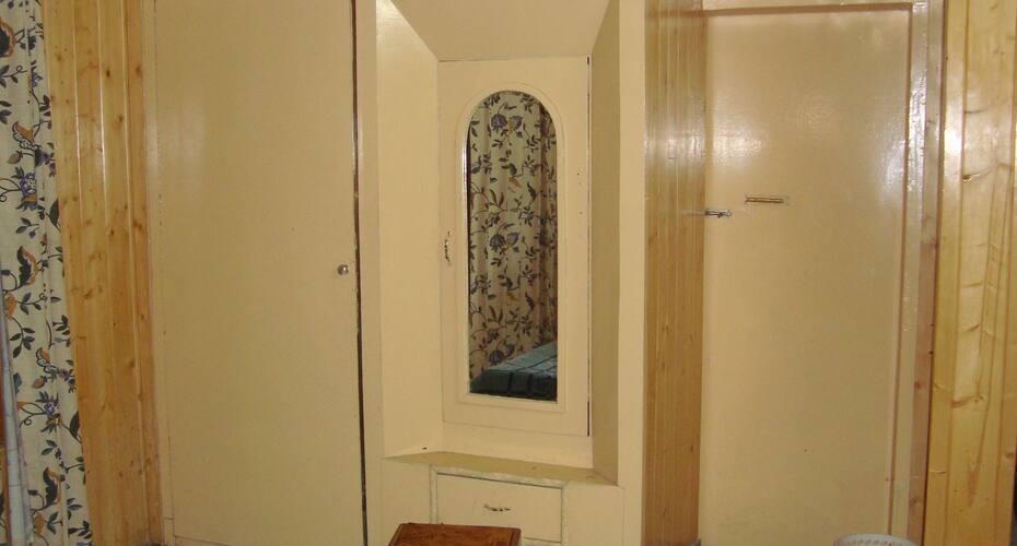 Hotel Royal Boulevard, Srinagar 4